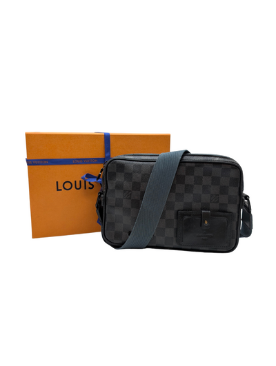 Louis Vuitton Damier Graphite Alpha Messenger Bag