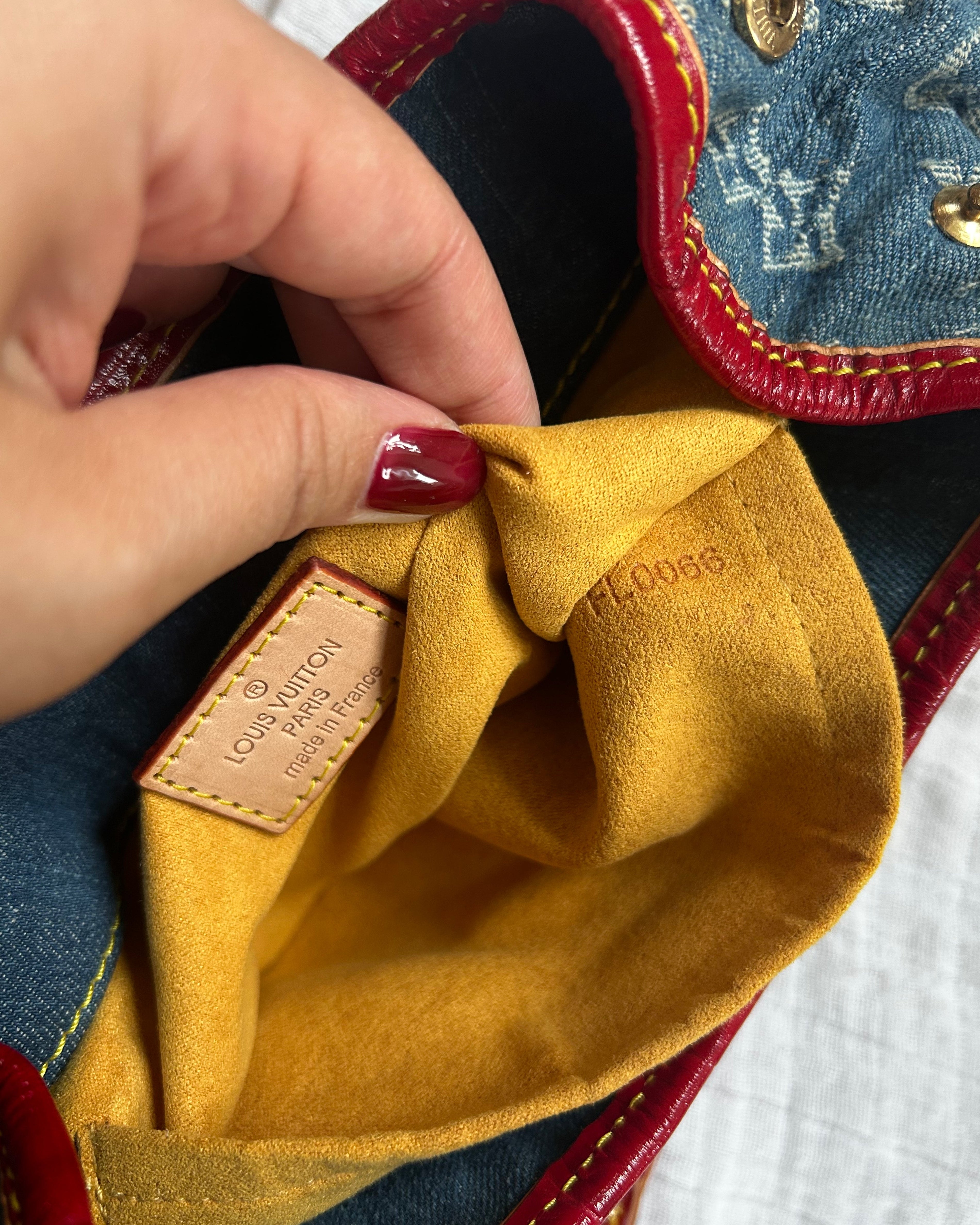 3 Steps to Take When Receiving a Counterfeit on Poshmark
