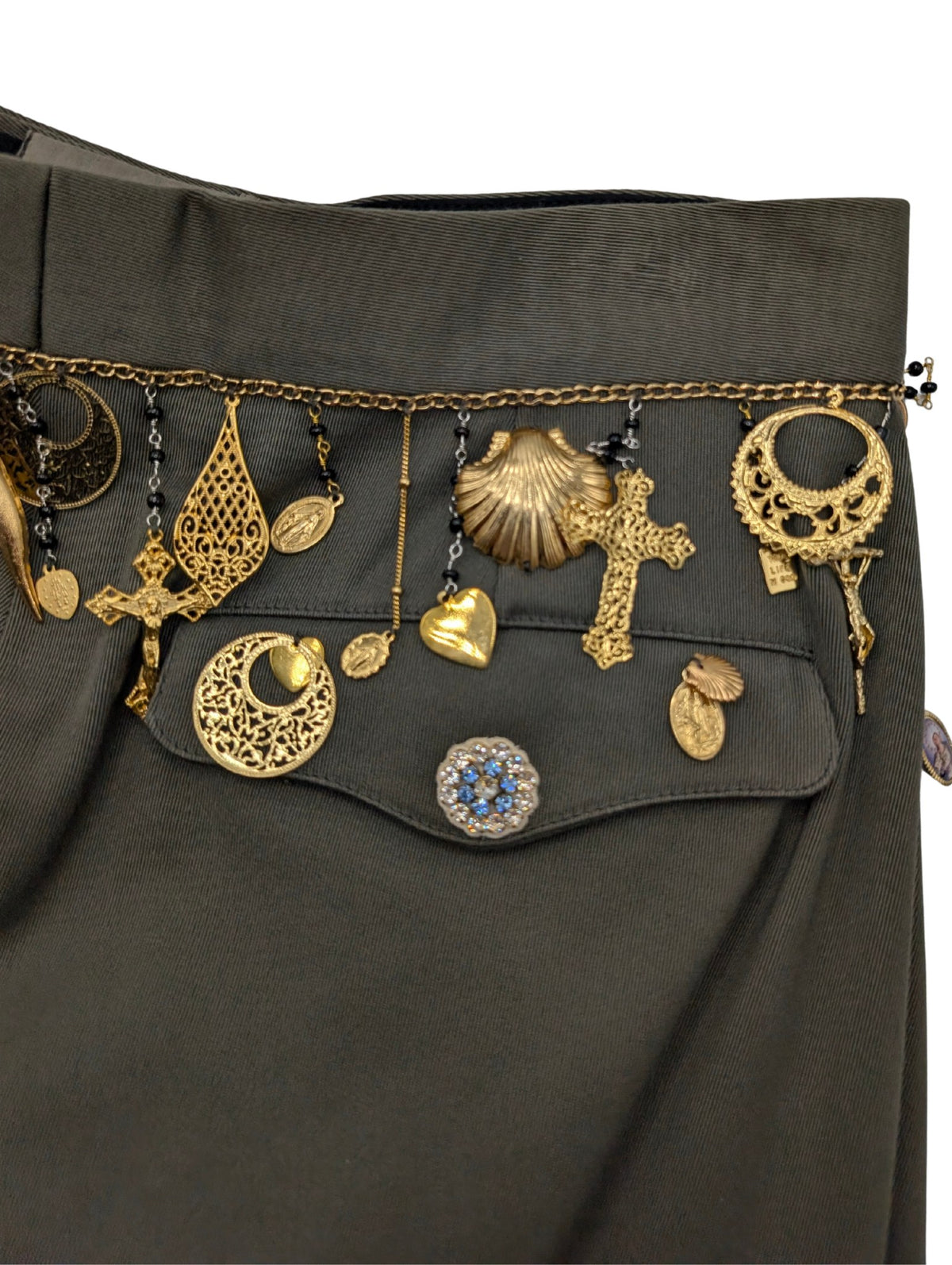 Dolce & Gabbana Spring 2017 Olive Green Charm Chain Embellished Jodhpur Harem Pants Size 28