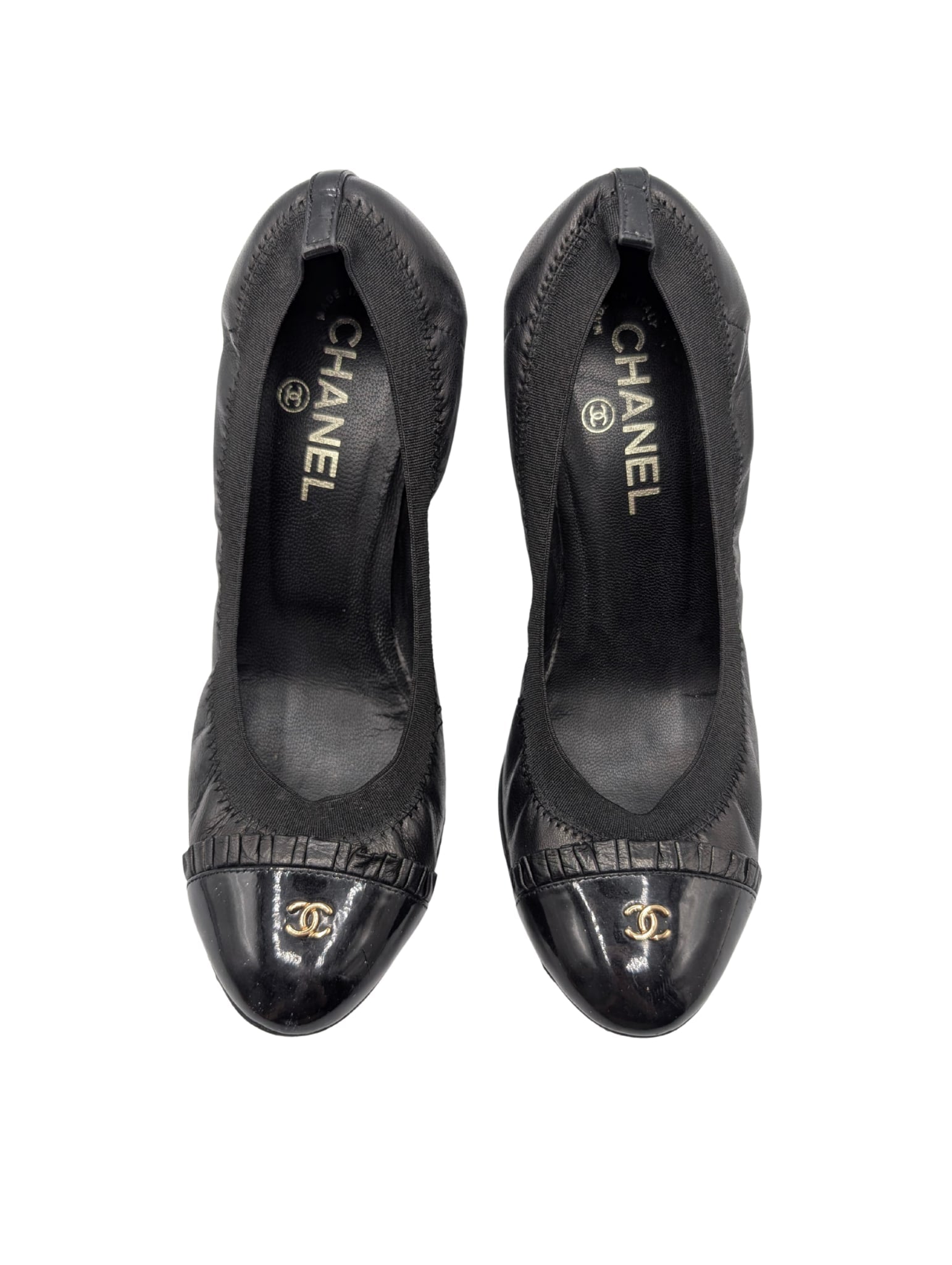 Chanel Black Ruffle Cap Toe Scrunch CC Pumps Size 38