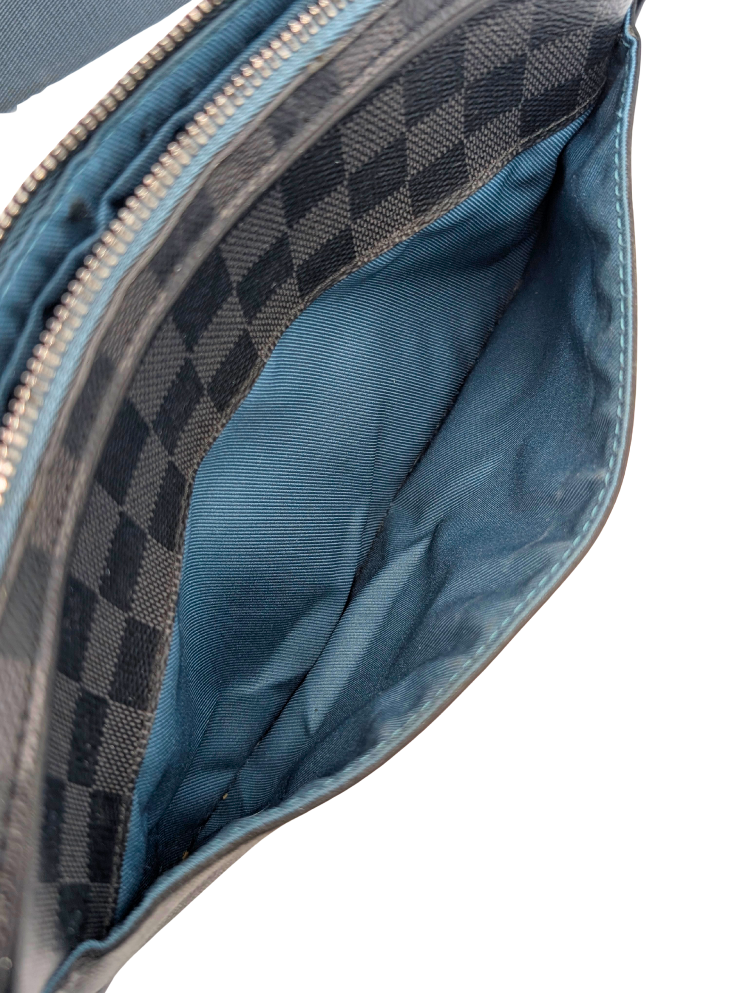 Louis Vuitton Damier Graphite Alpha Messenger Bag