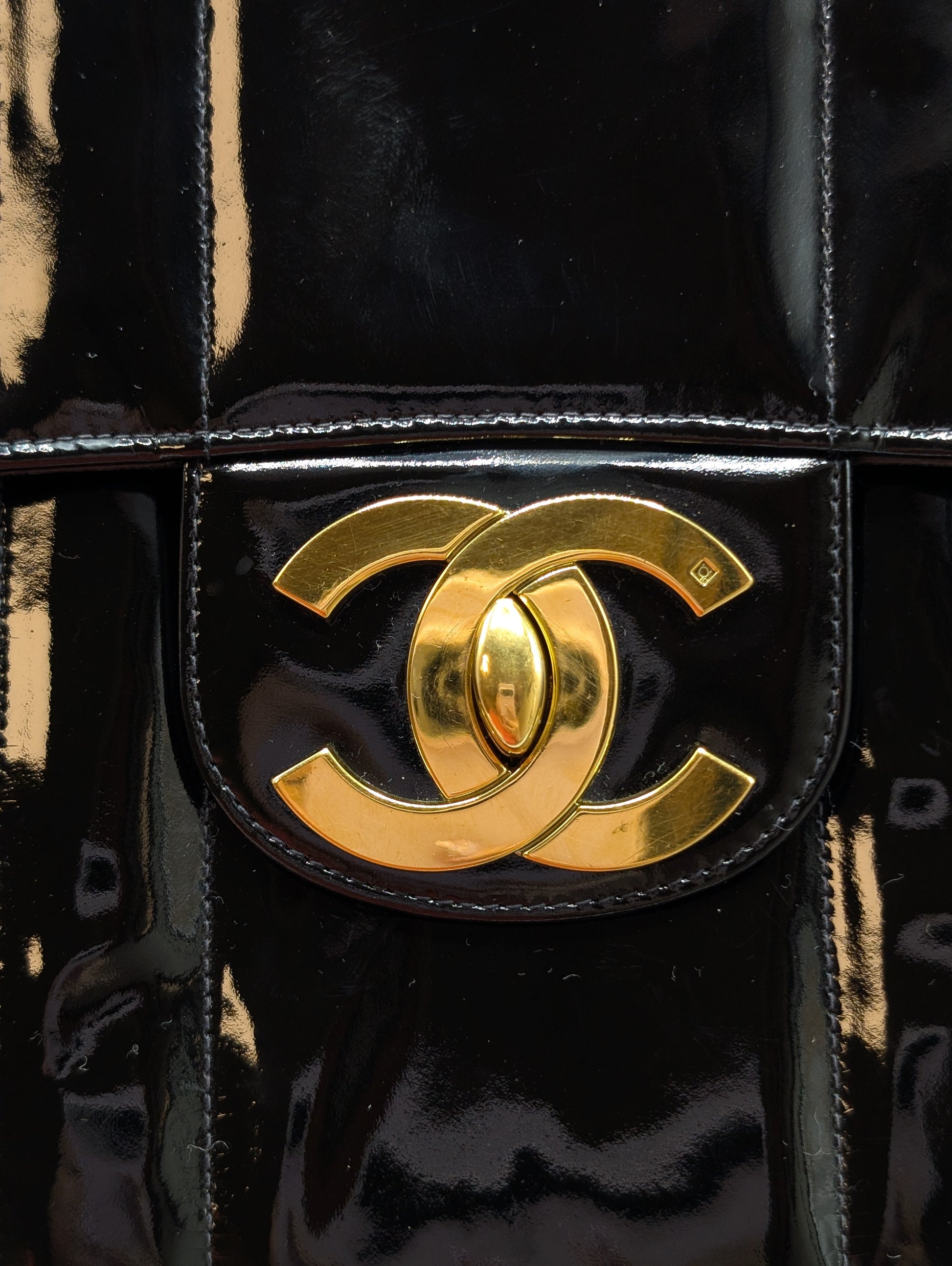 Chanel Black Patent GHW Vertical Quilt Jumbo Flap 1994