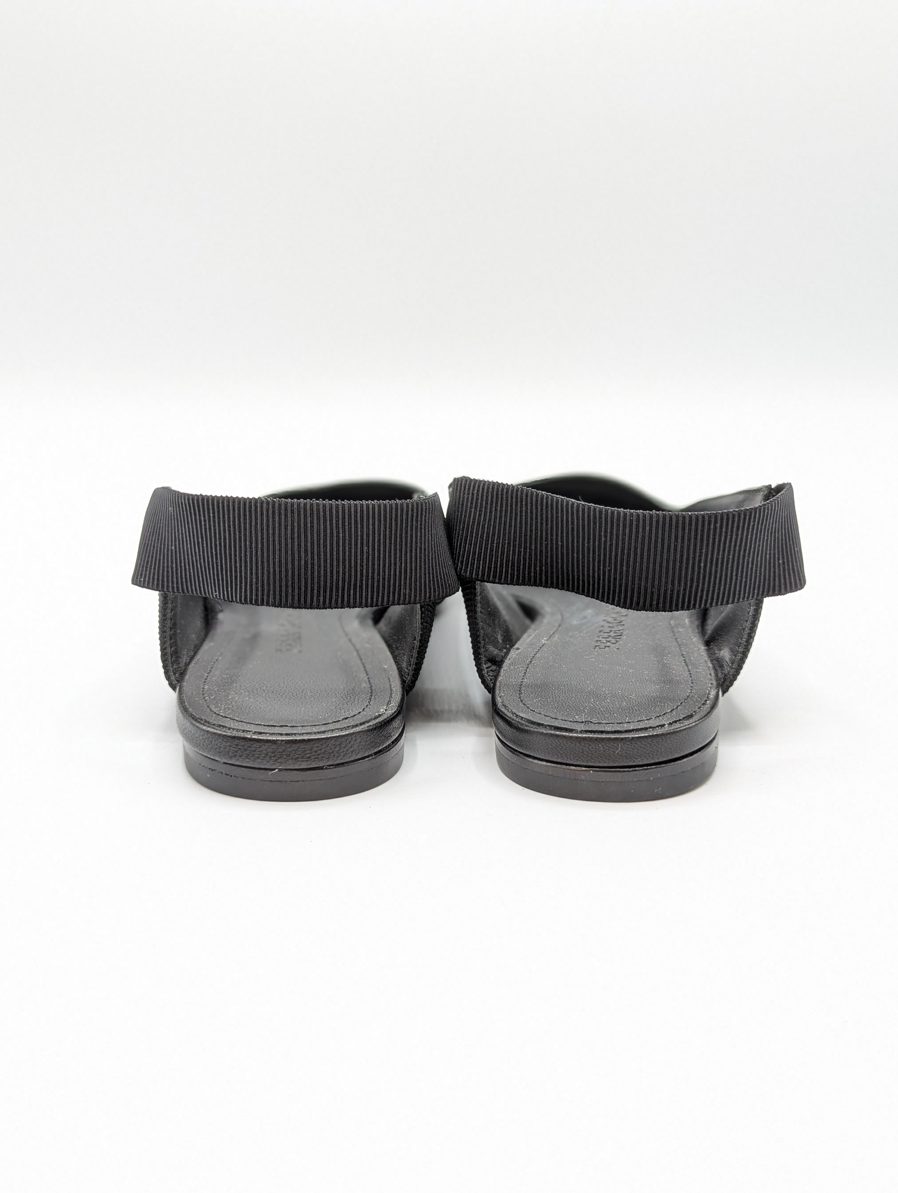 【SALVATORE FERRAGAMO】SLINGBACK FLATS Ferragamo | Viva sling black linnen flats | Savannahs