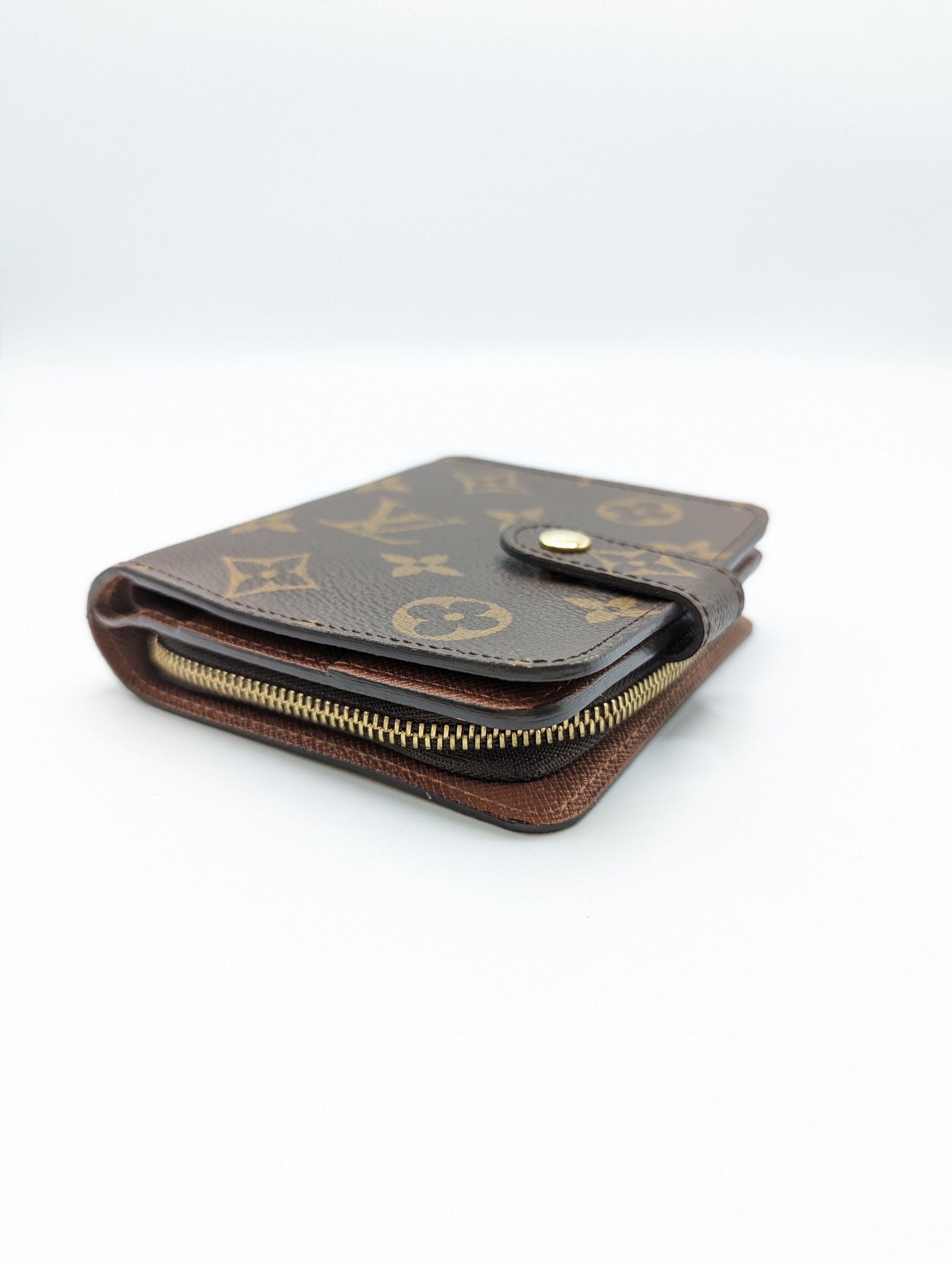 Louis Vuitton, Bags, Louis Vuitton Monogram Compact Wallet 083