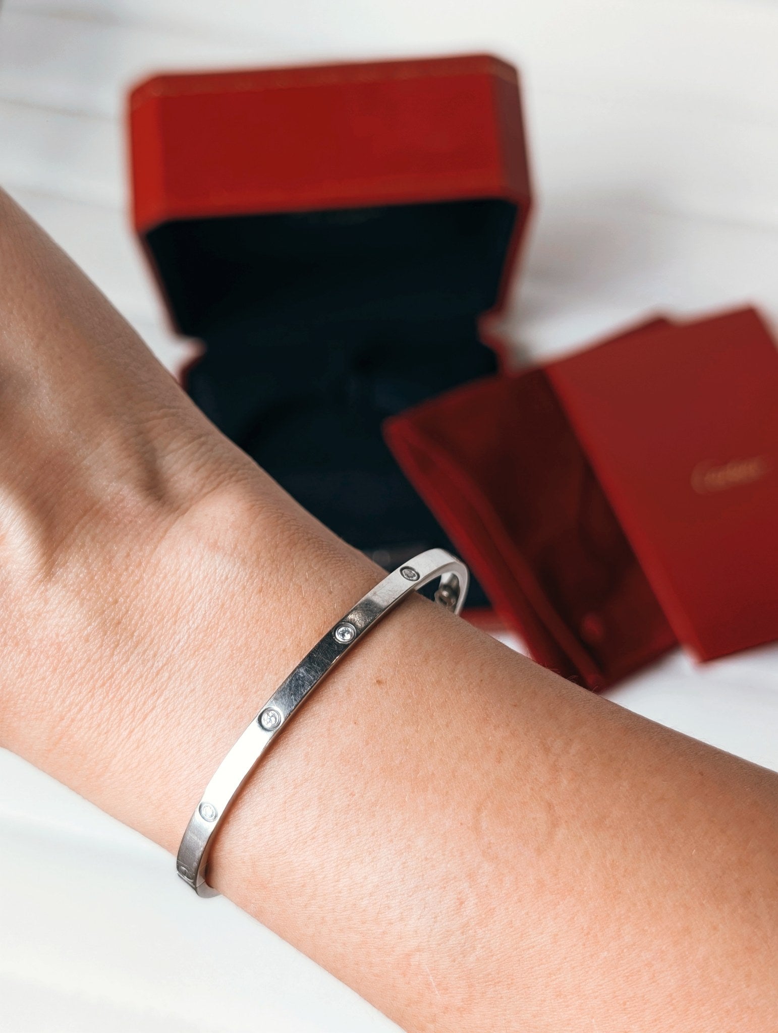 Cartier White Gold Small 10 Diamonds Love Bracelet Full Set